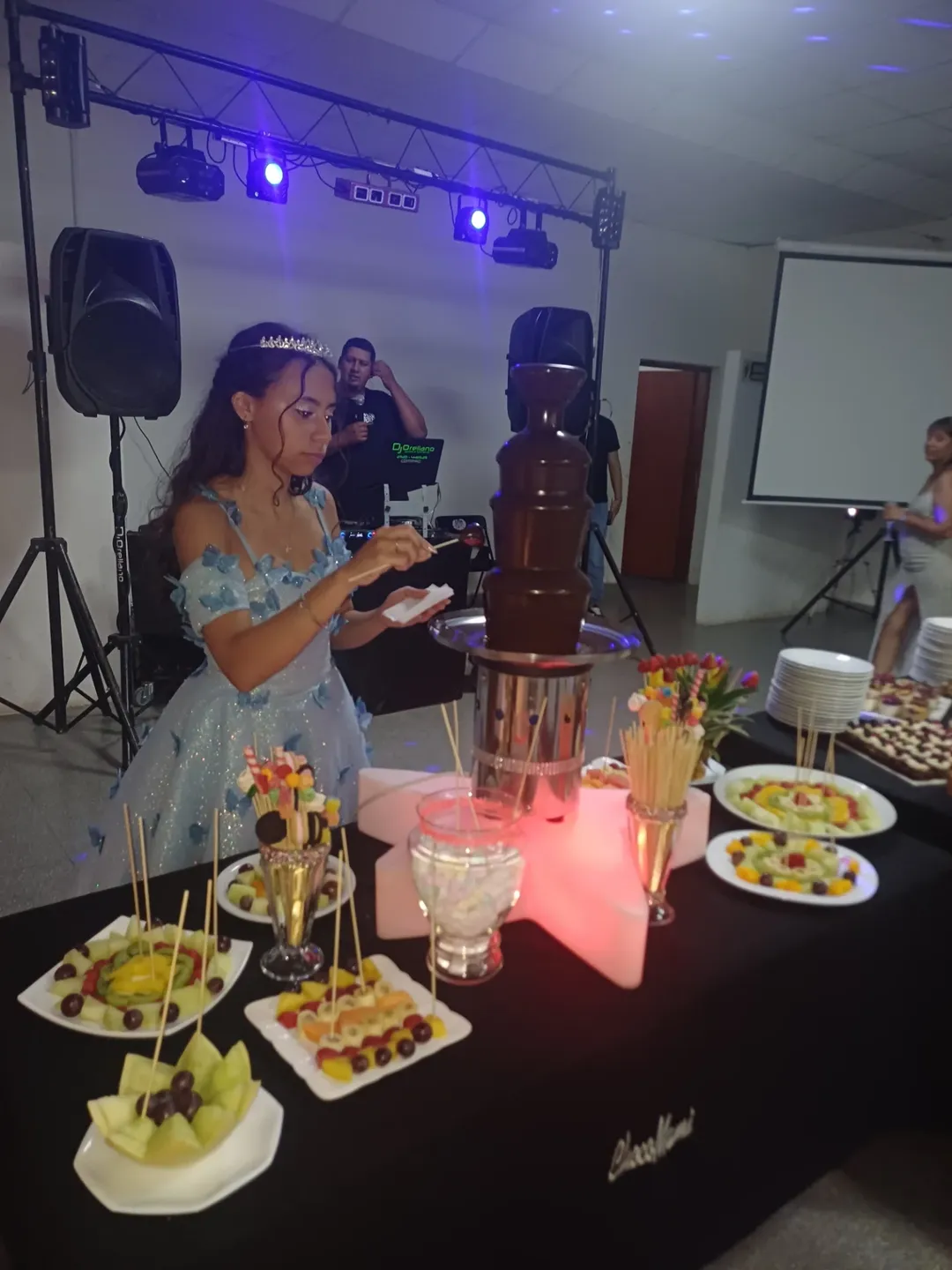 Mesa Chocomami montada en una fiesta de 15